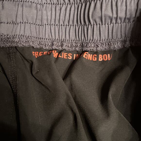 Rhone 9" Unlined Shorts Size XL Black Gym Athletic - Picture 5 of 7